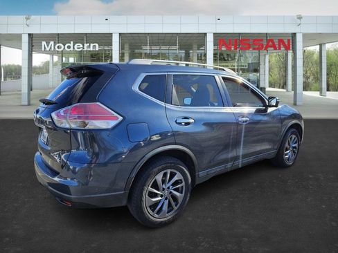 Used 2016 Nissan Rogue SL w/ SL Premium Package image 4