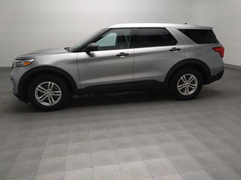 Used 2022 Ford Explorer 4WD image 2