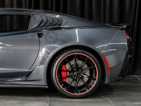 Used 2017 Chevrolet Corvette Grand Sport RWD image 18