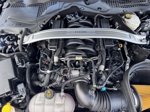 Used 2019 Ford Mustang Bullitt RWD image 31