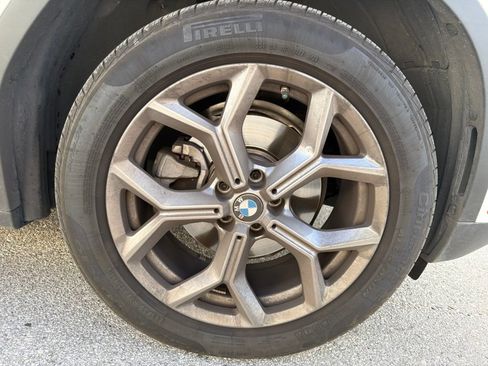 Used 2024 BMW X3 xDrive30i w/ Premium Package AWD/4WD image 6