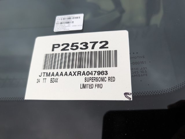 Used 2024 Toyota bZ4X FWD image 40