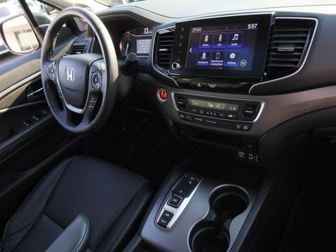 Certified 2023 Honda Ridgeline RTL image 14