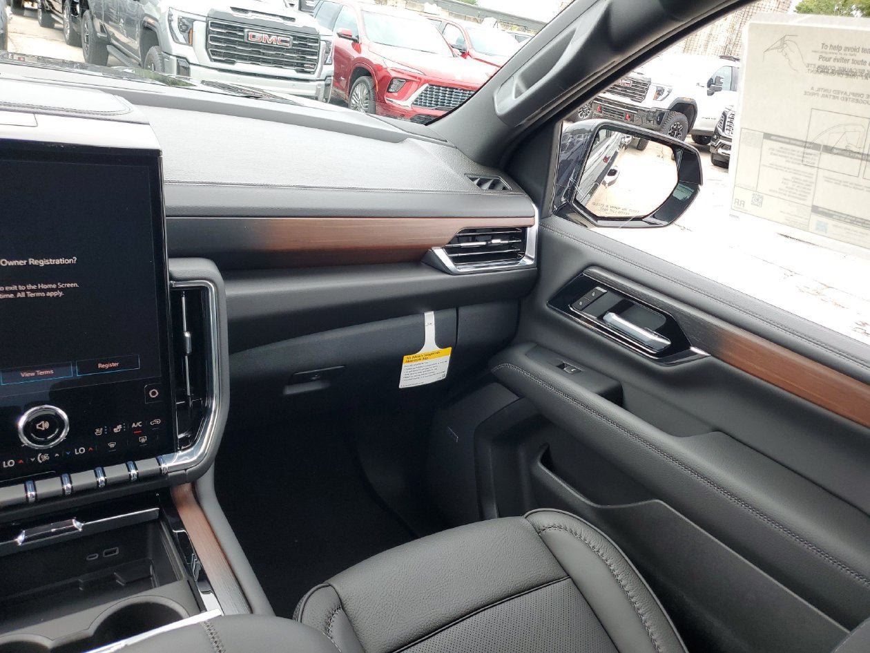 New 2027 GMC Yukon Denali w/ Denali Reserve Package AWD/4WD image 15
