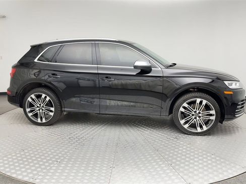 Used 2020 Audi SQ5 Premium w/ Convenience Package image 9