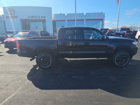 Certified 2023 Toyota Tacoma SR AWD/4WD image 2