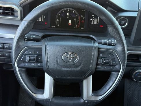 Used 2025 Toyota 4Runner SR5 image 13
