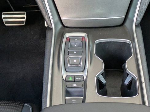 Used 2022 Honda Accord Sport image 16