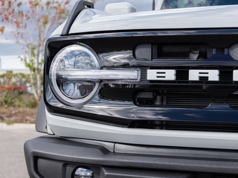 New 2026 Ford Bronco Outer Banks AWD/4WD image 12