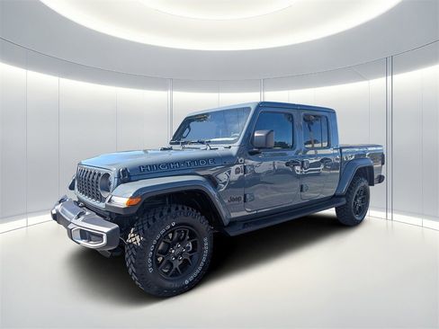 New 2025 Jeep Gladiator Sport image 8