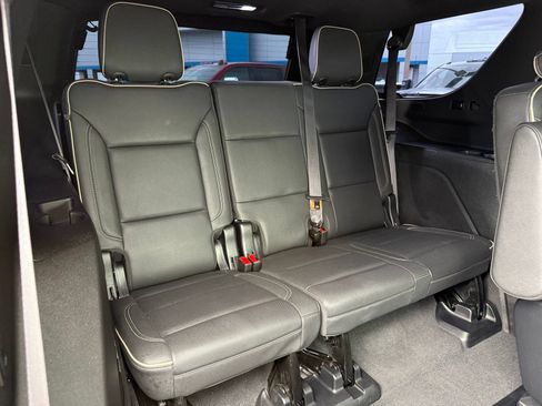 Used 2023 Chevrolet Tahoe Premier w/ Premium Package AWD/4WD image 43