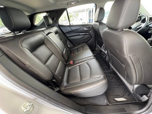 Used 2020 Chevrolet Equinox Premier AWD/4WD image 24