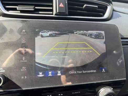 Used 2019 Honda CR-V Touring image 17