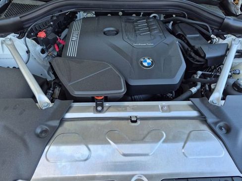 Certified 2025 BMW X4 xDrive30i AWD/4WD image 24