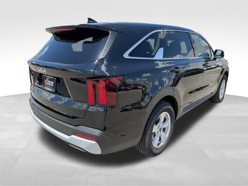 New 2026 Kia Sorento LX FWD image 7