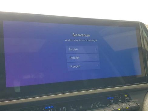 Used 2025 Toyota Camry XLE w/ Premium Plus Package image 25