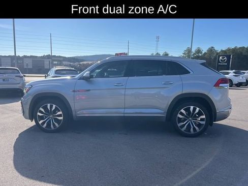 Used 2021 Volkswagen Atlas Cross Sport SEL Premium image 4