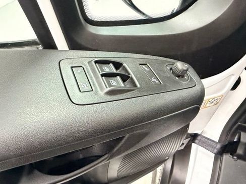 Used 2026 RAM ProMaster 2500 w/ Convenience Group FWD image 14