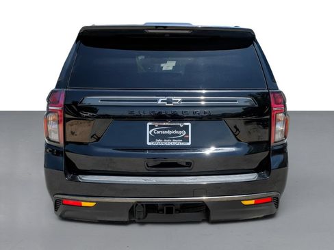 Used 2021 Chevrolet Suburban Z71 w/ Z71 Off-Road Package AWD/4WD image 8
