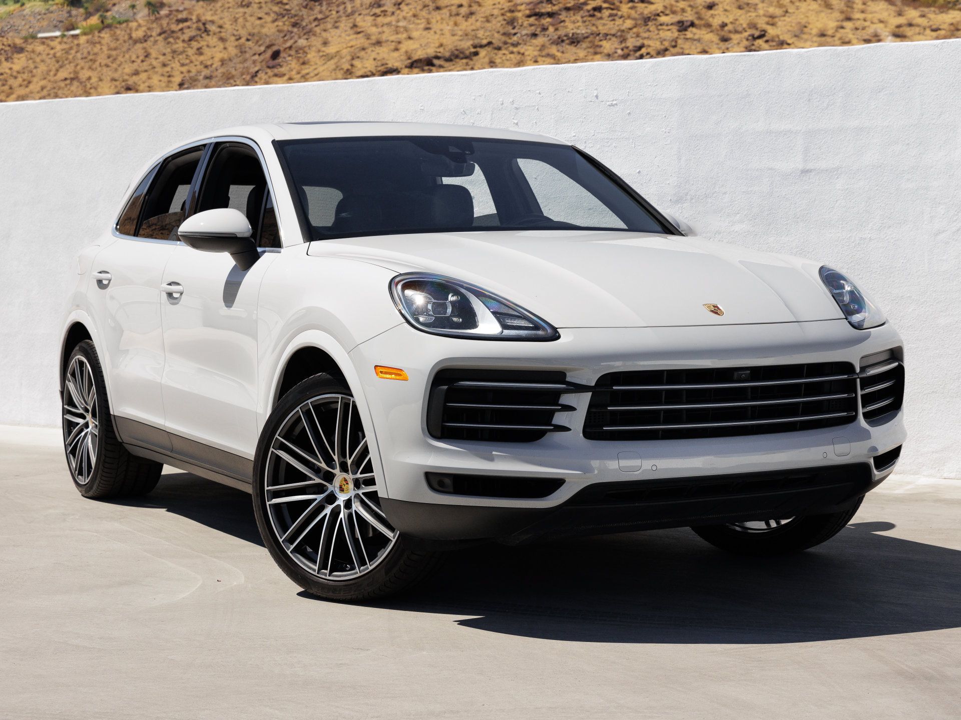 Certified 2020 Porsche Cayenne AWD/4WD image 9