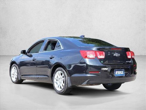 Used 2015 Chevrolet Malibu LT w/ Power Convenience Package FWD image 7