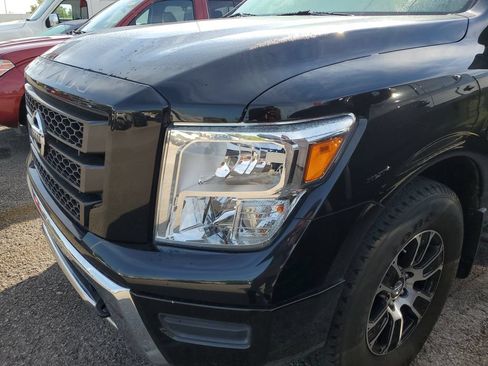 Certified 2021 Nissan Titan SV w/ Accessory Utility Package AWD/4WD image 7