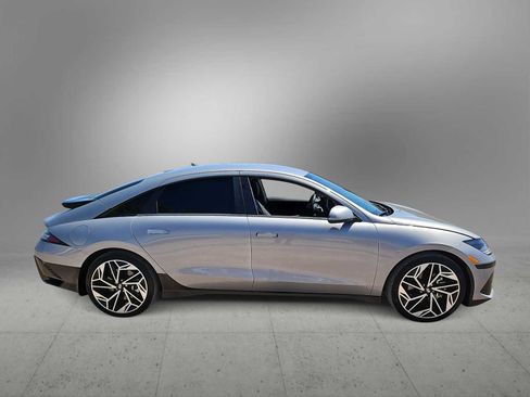Used 2024 Hyundai Ioniq 6 SEL RWD image 9