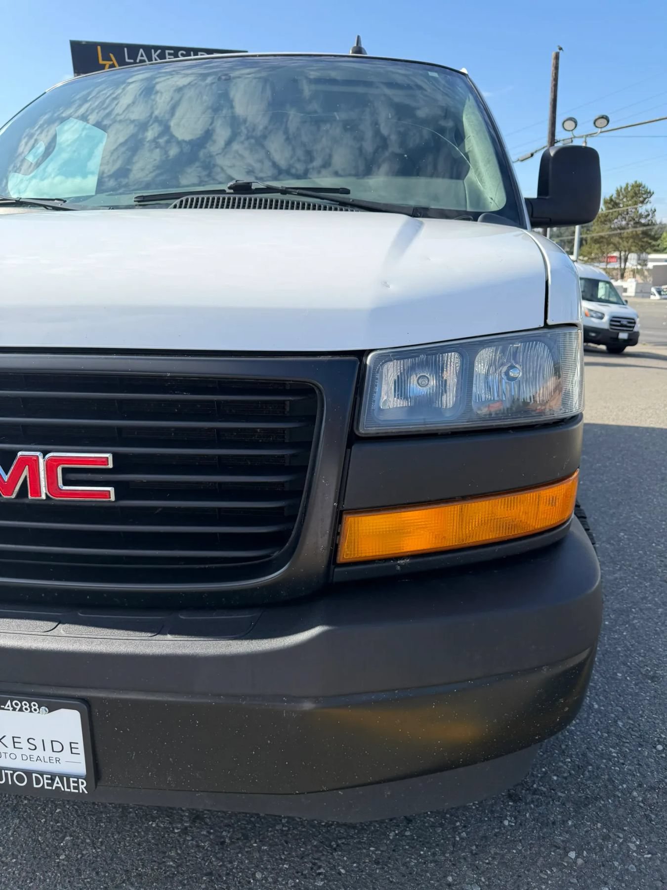 Used 2023 GMC Savana 2500 Extended w/ Driver Convenience Package RWD image 11