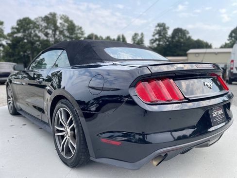 Used 2016 Ford Mustang Premium RWD image 5