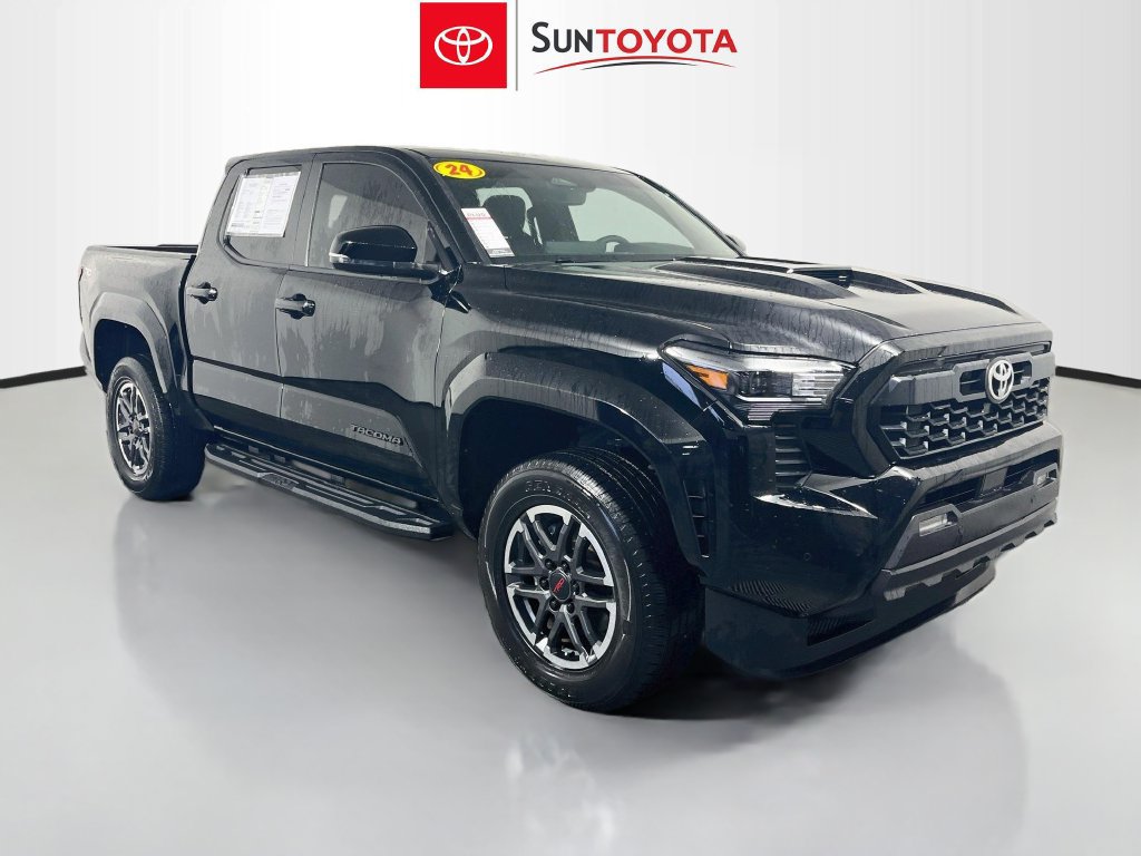 Used 2024 Toyota Tacoma TRD Sport w/ TRD Sport Upgrade Package RWD image 1