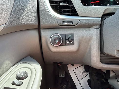 Used 2016 Chevrolet Traverse LS AWD/4WD image 26