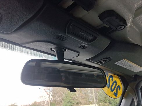 Used 2021 Jeep Wrangler Sport S image 31