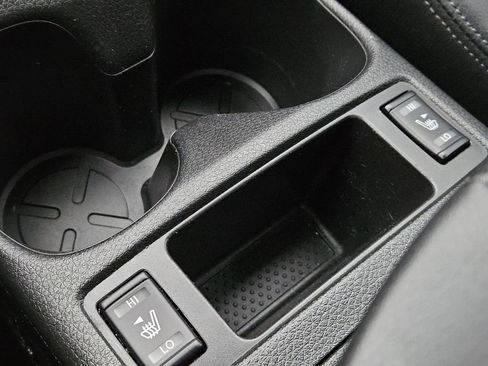 Used 2022 Nissan Rogue Sport SL image 17