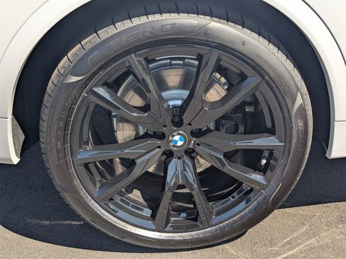 New 2026 BMW X7 xDrive40i image 26