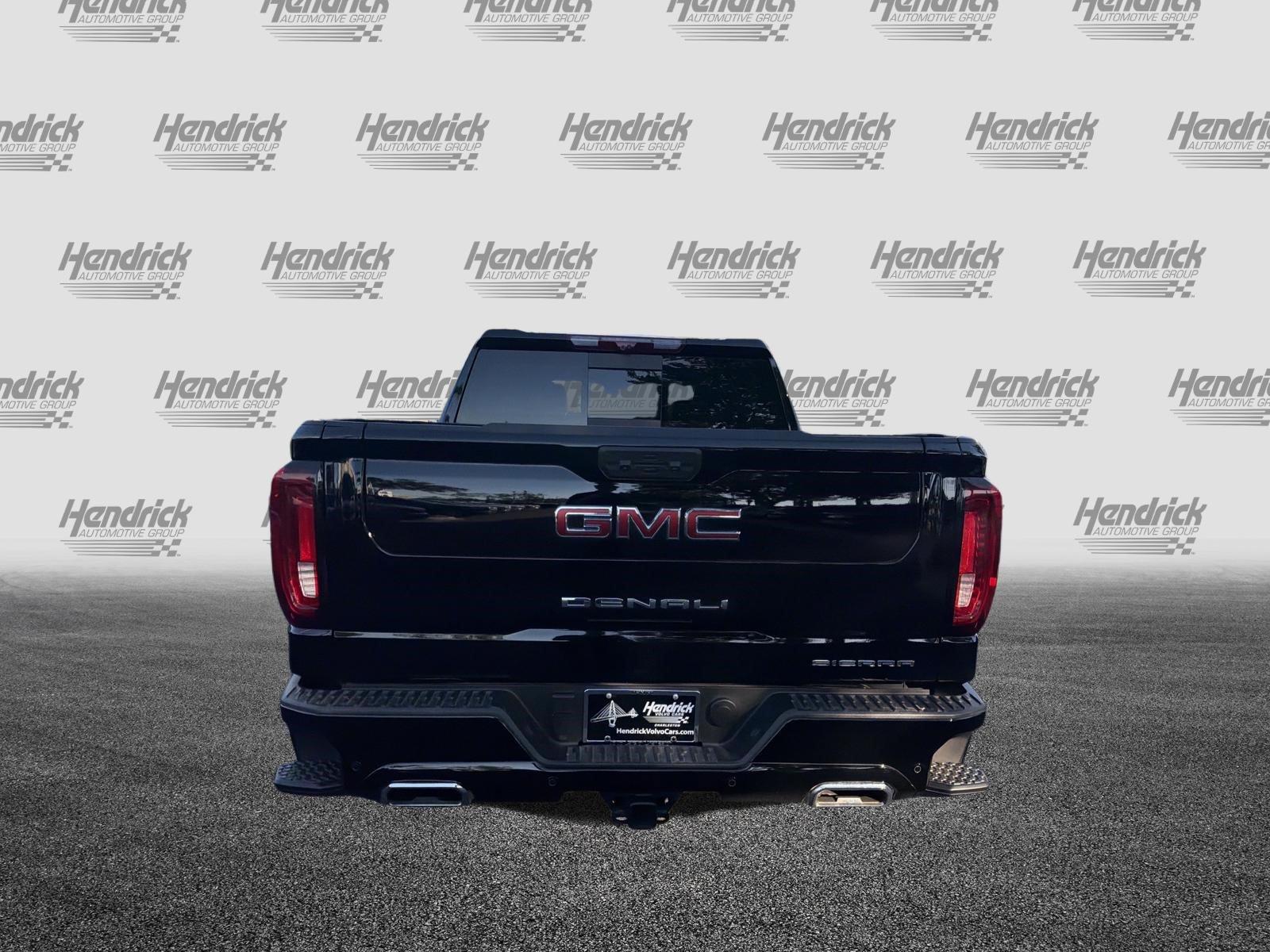 Used 2025 GMC Sierra 1500 Denali AWD/4WD image 9