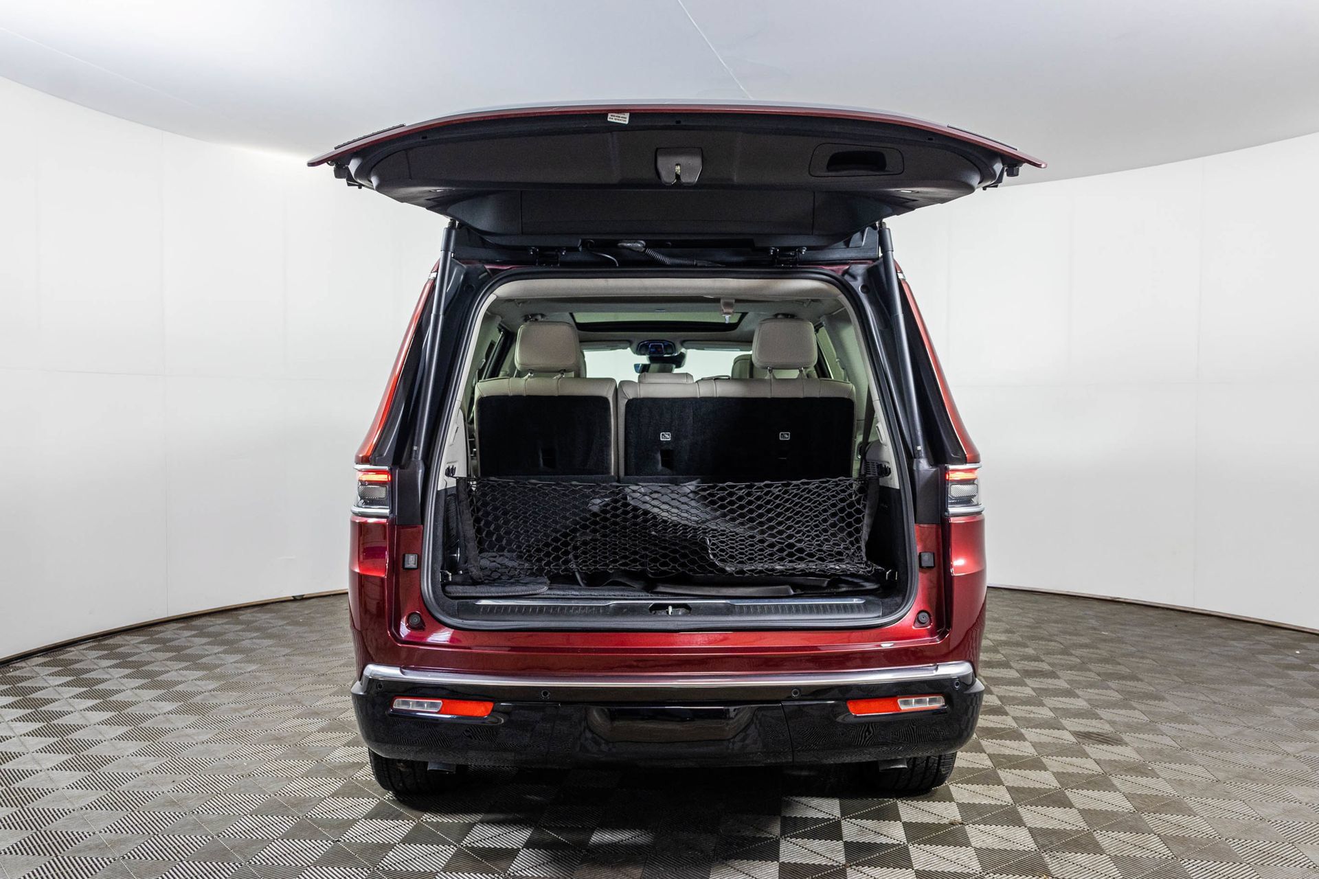 Used 2022 Jeep Grand Wagoneer Series I AWD/4WD image 46