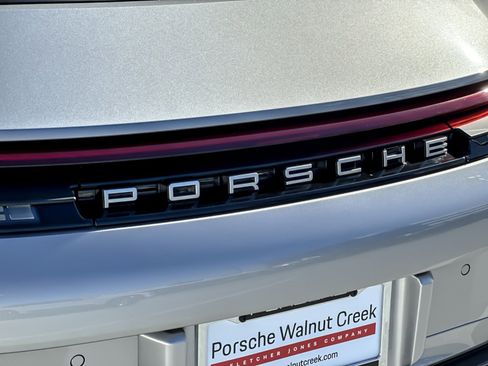 Used 2025 Porsche 911 Carrera image 27