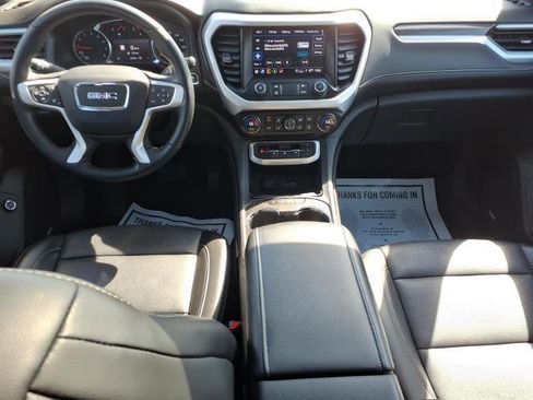 Used 2023 GMC Acadia SLT w/ Preferred Package AWD/4WD image 18