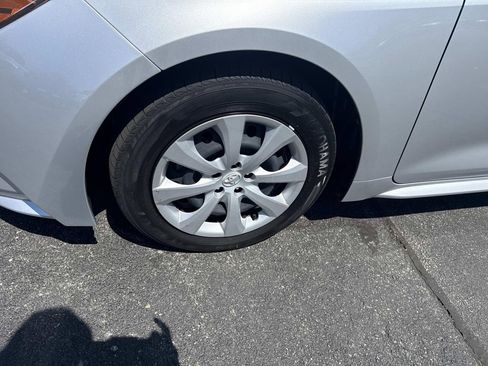 Used 2024 Toyota Corolla LE FWD image 11