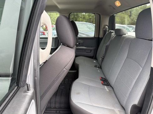 Used 2024 RAM 1500 Classic SLT AWD/4WD image 13