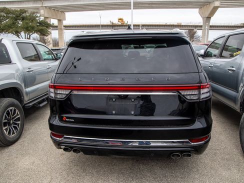 Used 2020 Lincoln Aviator Black Label w/ Dynamic Handling Package image 9