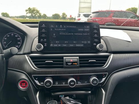 Used 2020 Honda Accord EX-L image 17
