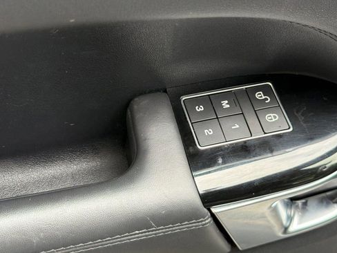 Used 2019 Land Rover Range Rover Sport HSE AWD/4WD image 13
