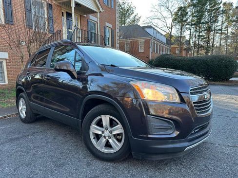 Used 2016 Chevrolet Trax LT w/ LT Convenience Package FWD image 5