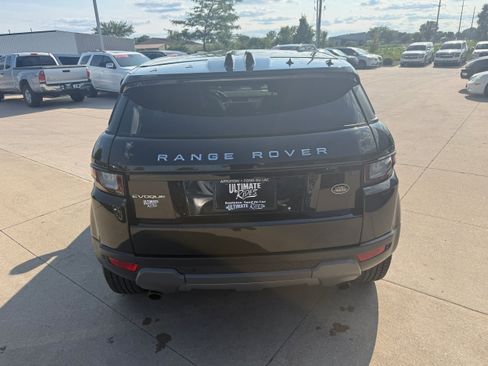 Used 2017 Land Rover Range Rover Evoque SE AWD/4WD image 7