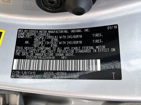 Used 2018 Toyota Highlander Plus FWD image 34