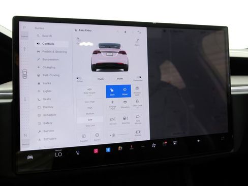 Used 2023 Tesla Model X AWD/4WD image 26
