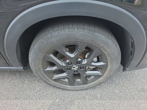 Certified 2024 Honda HR-V Sport image 9