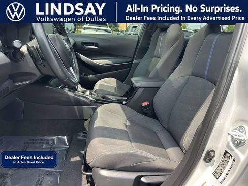 Used 2021 Toyota Corolla SE w/ SE Premium Package FWD image 11