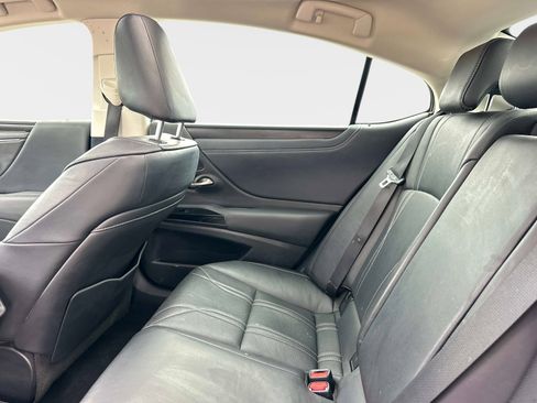 Used 2024 Lexus ES 350 w/ Technology Package image 14